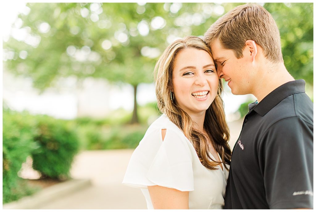 downtown chattanooga engagement photos