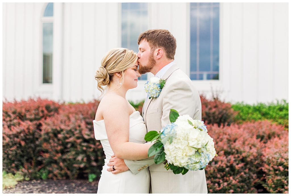 photo-friendly wedding timeline | bride and groom portrait outside of whitestone chapel